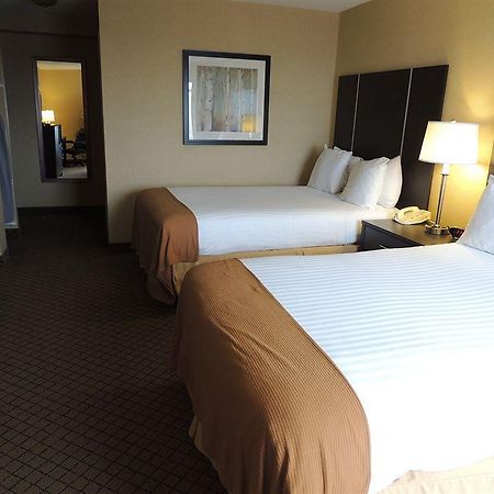 Holiday Inn Express Hamilton-Stoney Creek Екстер'єр фото